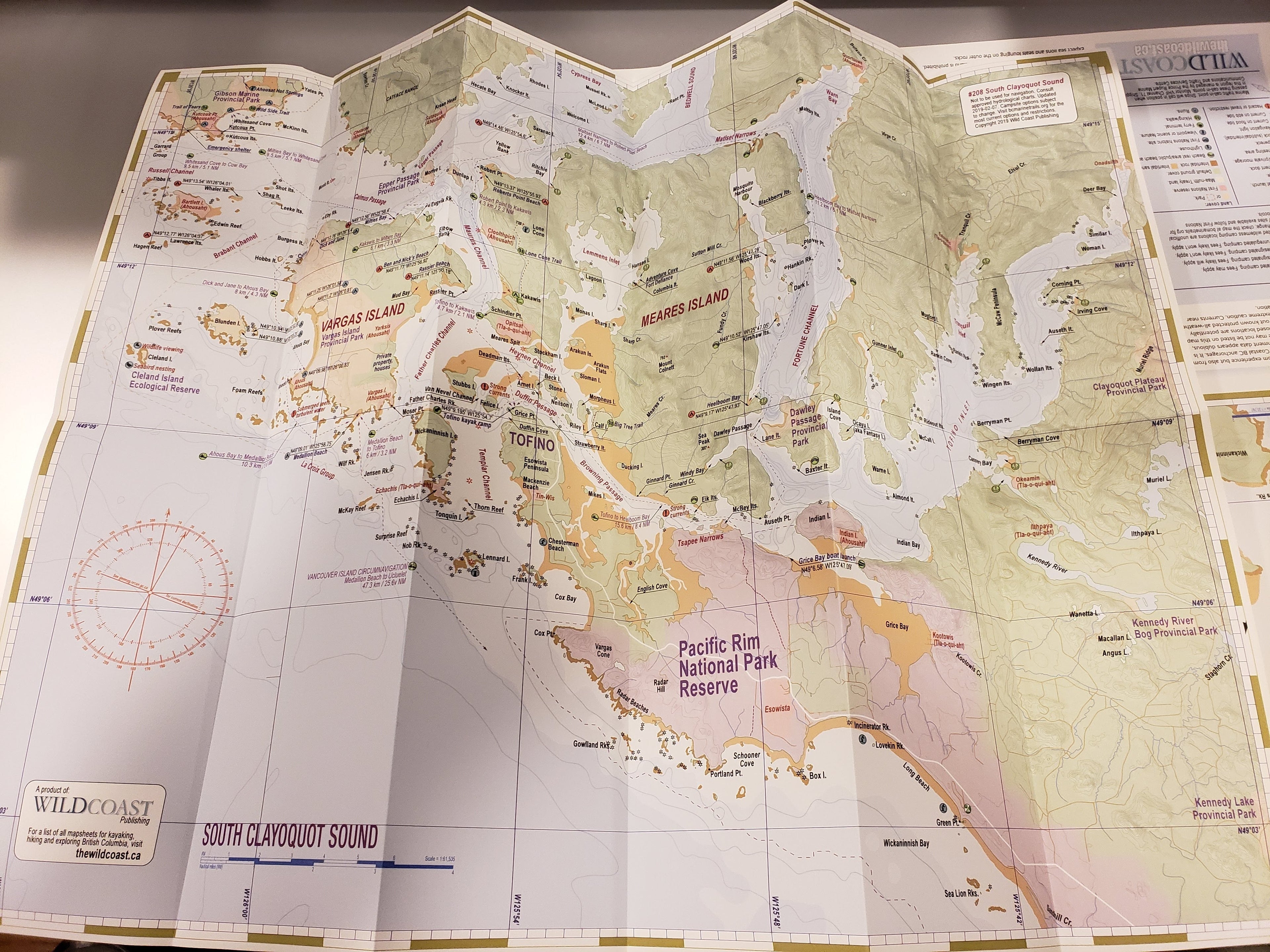 208 South Clayoquot Sound Kayaking and Boating Map